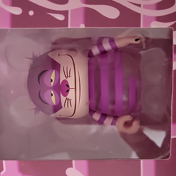 Disney Vinylimation Alice in Wonderland Cheshire Cats. Never opened - Picture 7 of 8